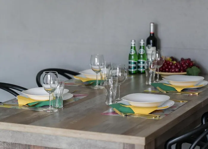 Serbska 2 Miejsca Parkingowe By Renters * Poznań