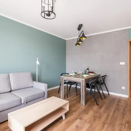 Apartament Serbska 2 Miejsca Parkingowe By Renters
